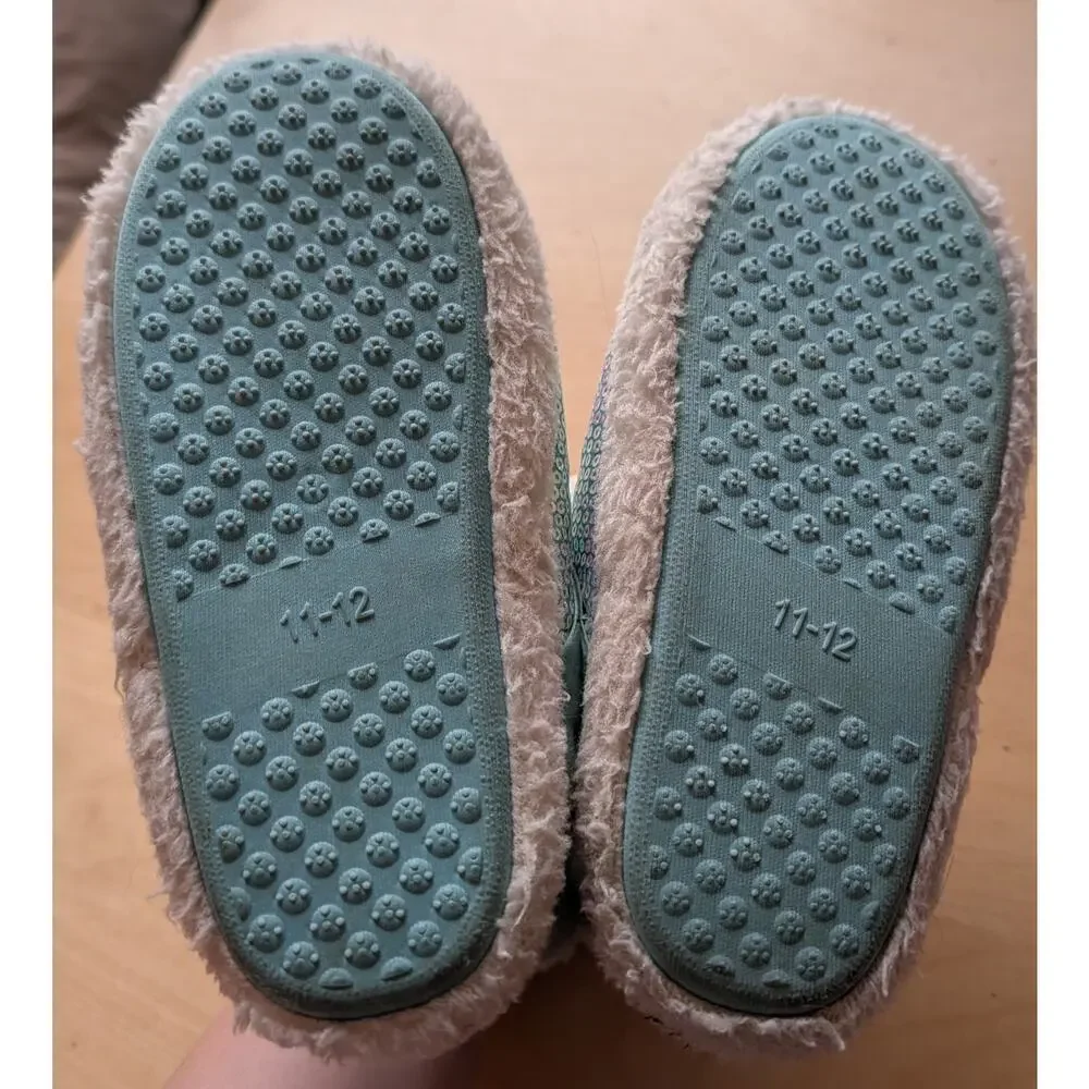 🧨Girls 11-12 Frozen Slippers